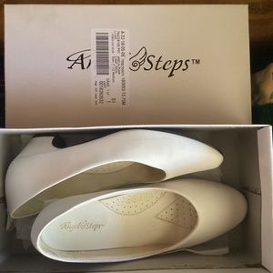 Angel Steps pumps